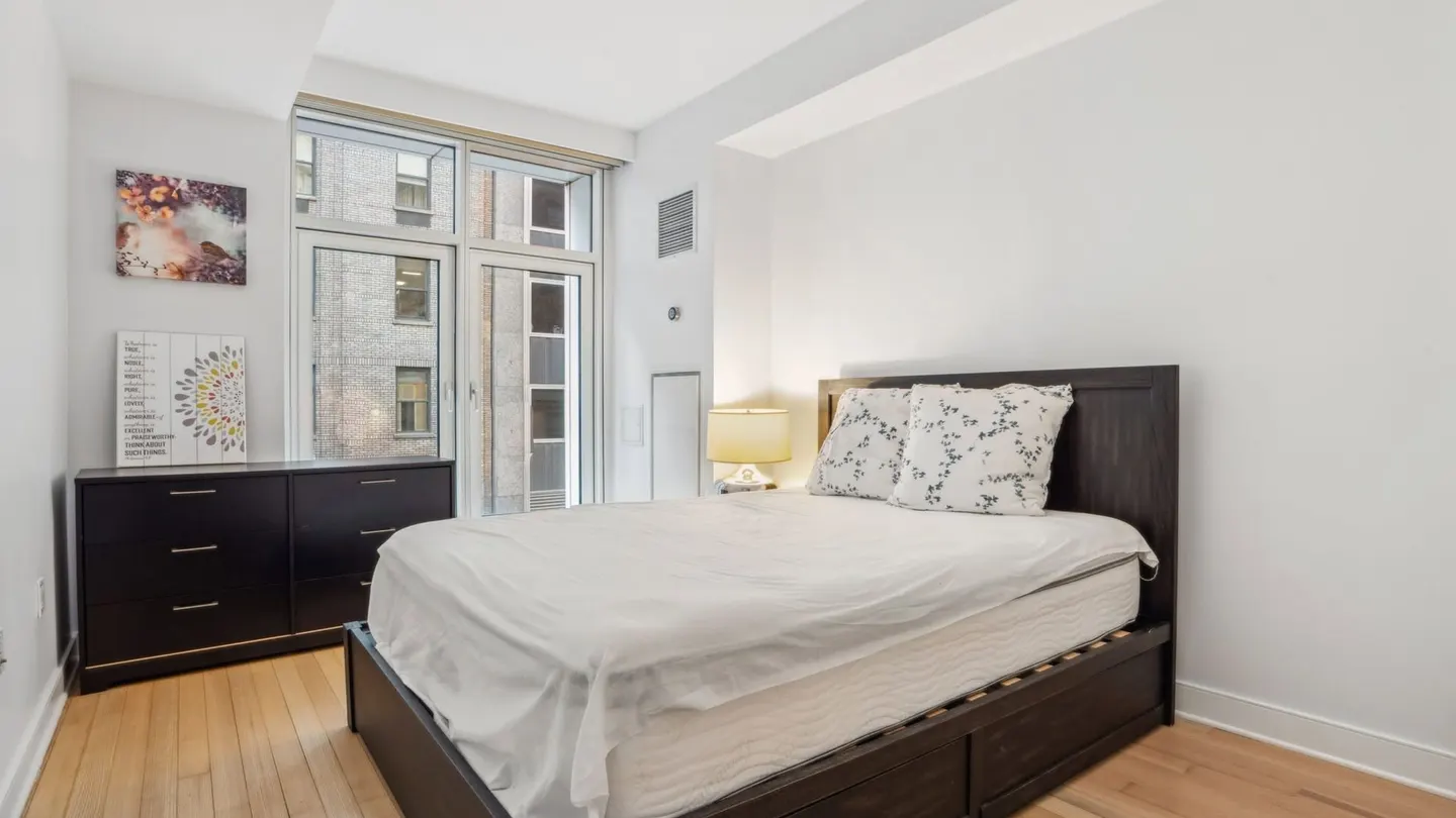 The same room before staging